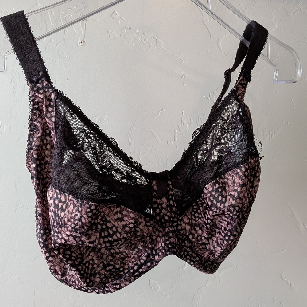 Elomi Black and Pink Patterned Lace Bra